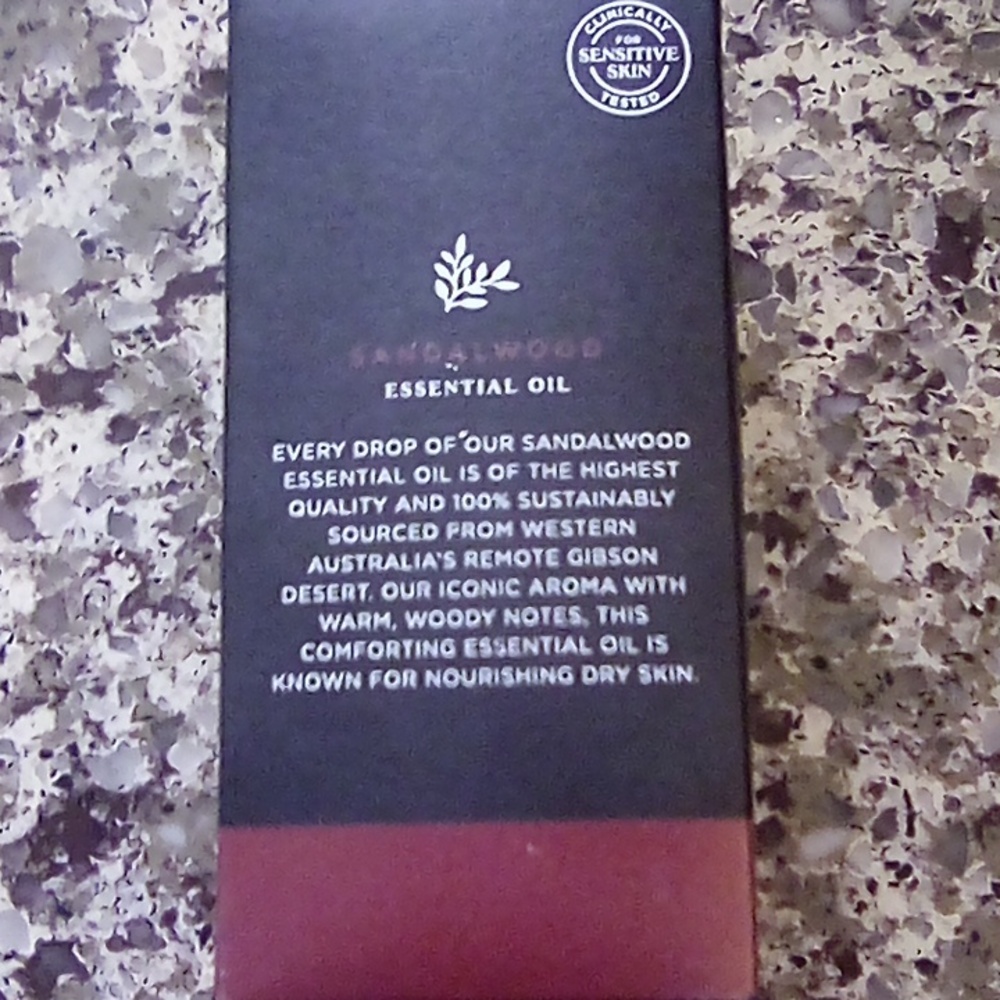 The Art Of Shaving 2 In 1 After Shave Balm & Daily Moisturizer, Sandalwood Scent - Picture 2 of 5